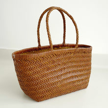 Load image into Gallery viewer, French Retro First Layer Cowhide Leather Woven Bag
